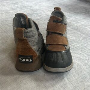Sorel Kids' Black and Tan Boots